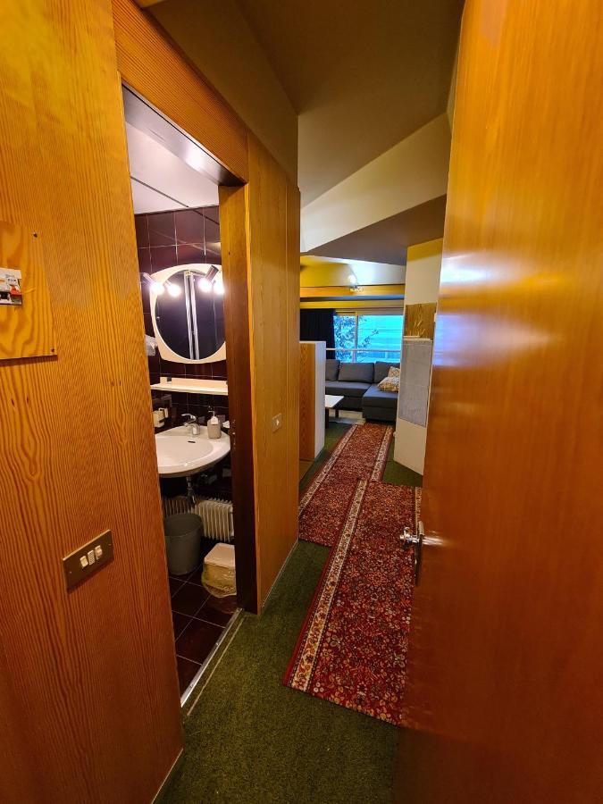 La Casa Di Ninis A 1400 Apartment Marilleva